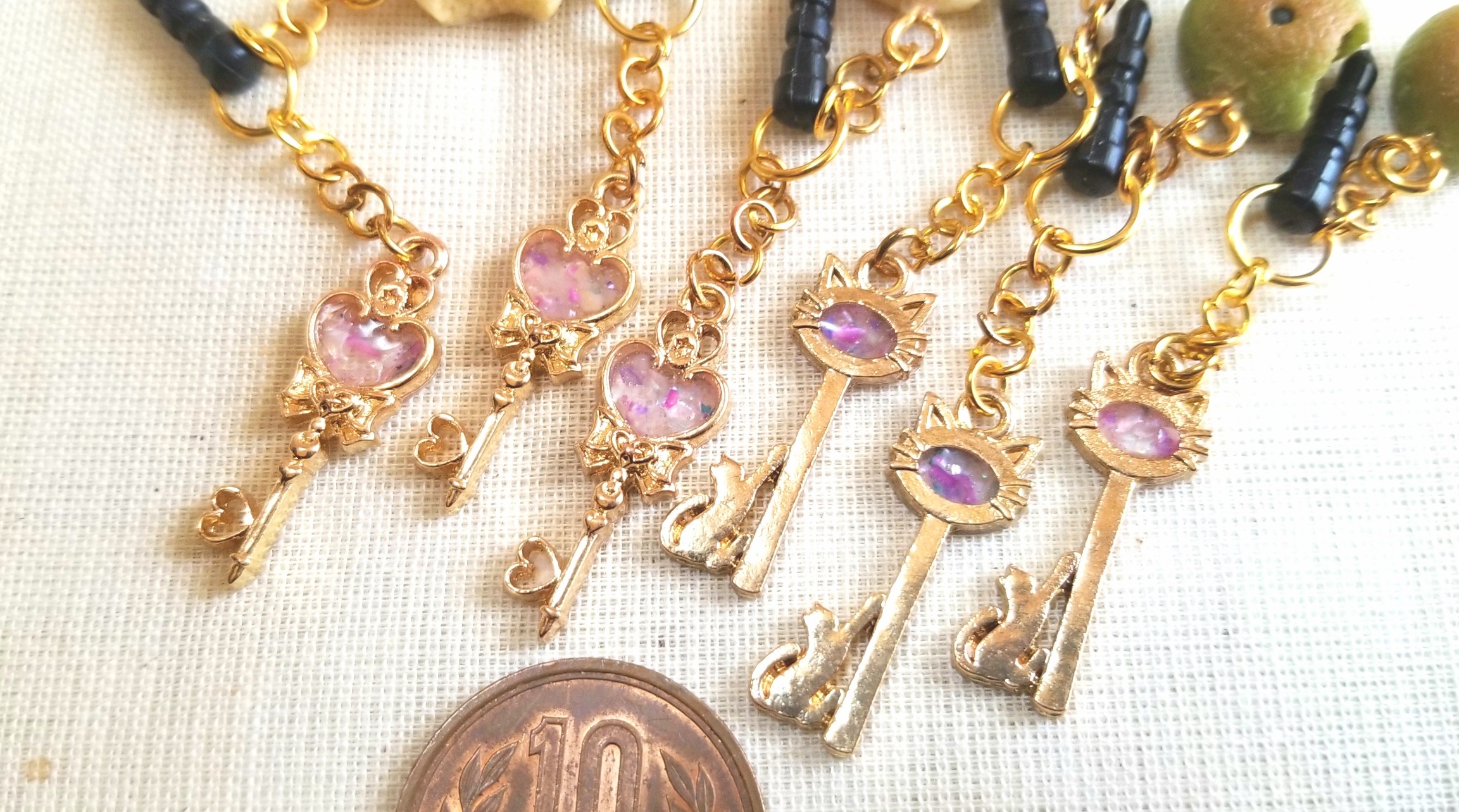 ハート,猫,ゴールド,金チャーム,アクセサリー,ミニチュア,レジン