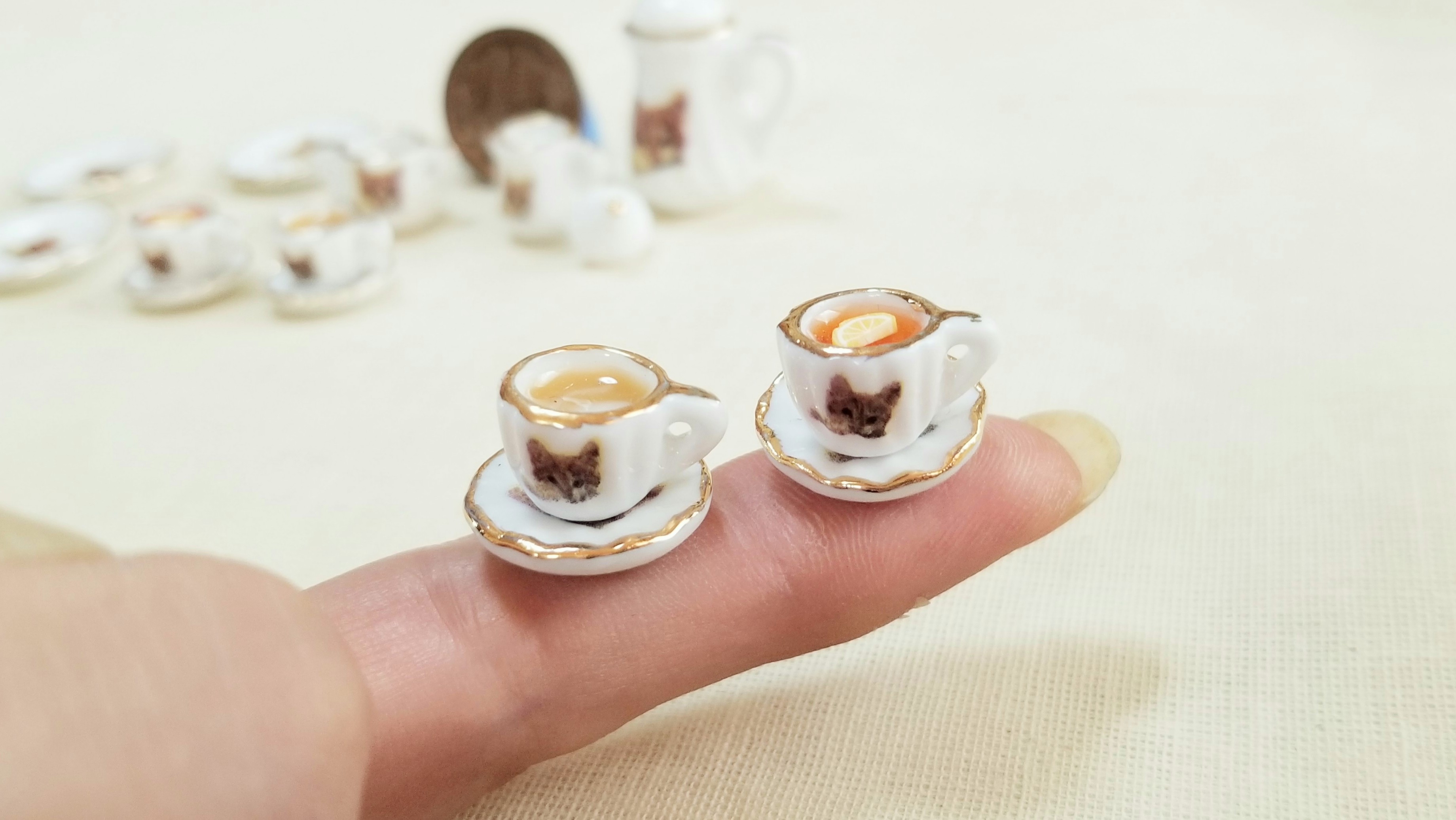 かわいい陶器のティーカップマグ猫柄にゃんこドリンク飲み物おいしい