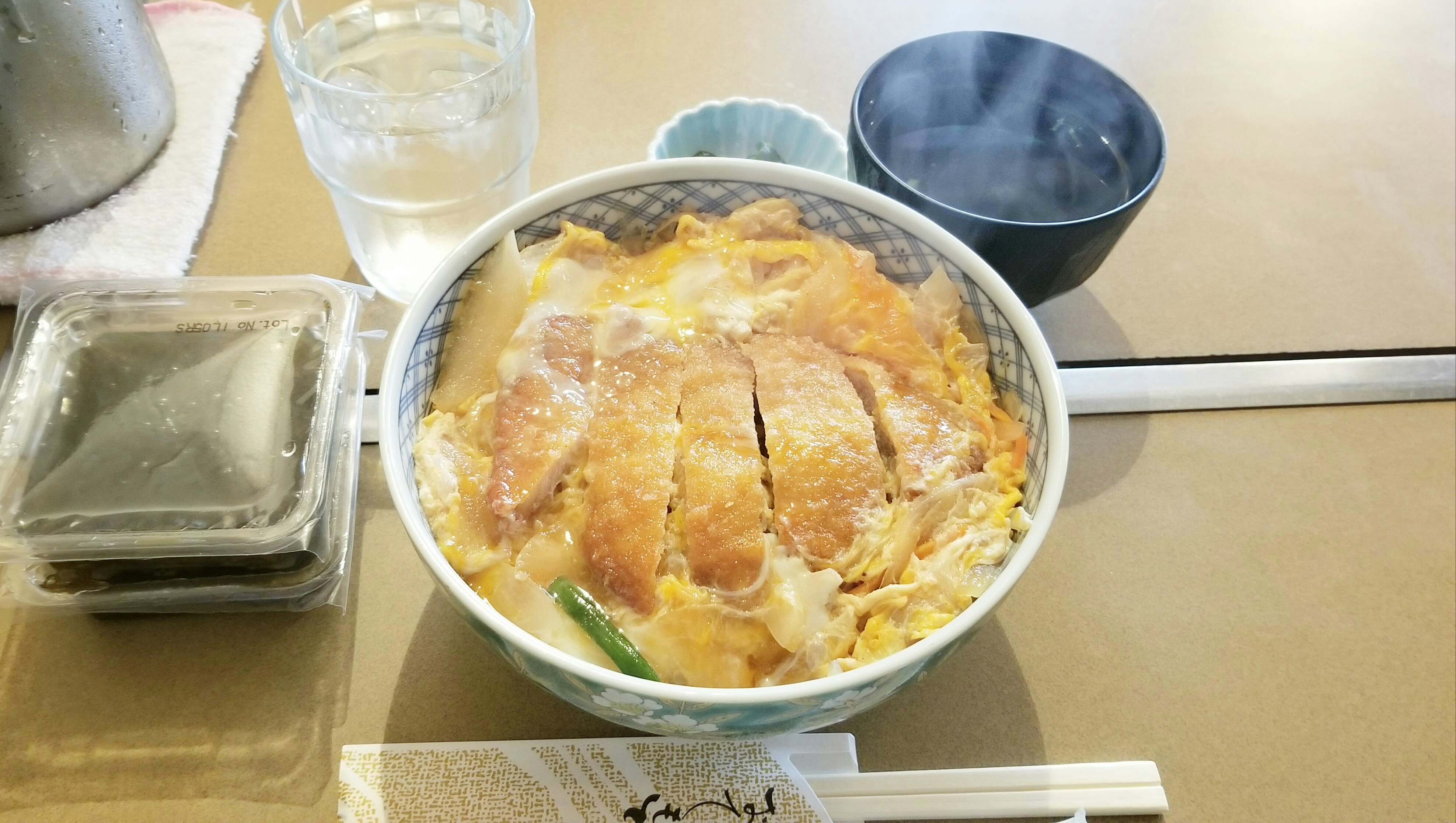 愛媛県松山市四国グルメランチおすすめ人気店飯テロ写真安い