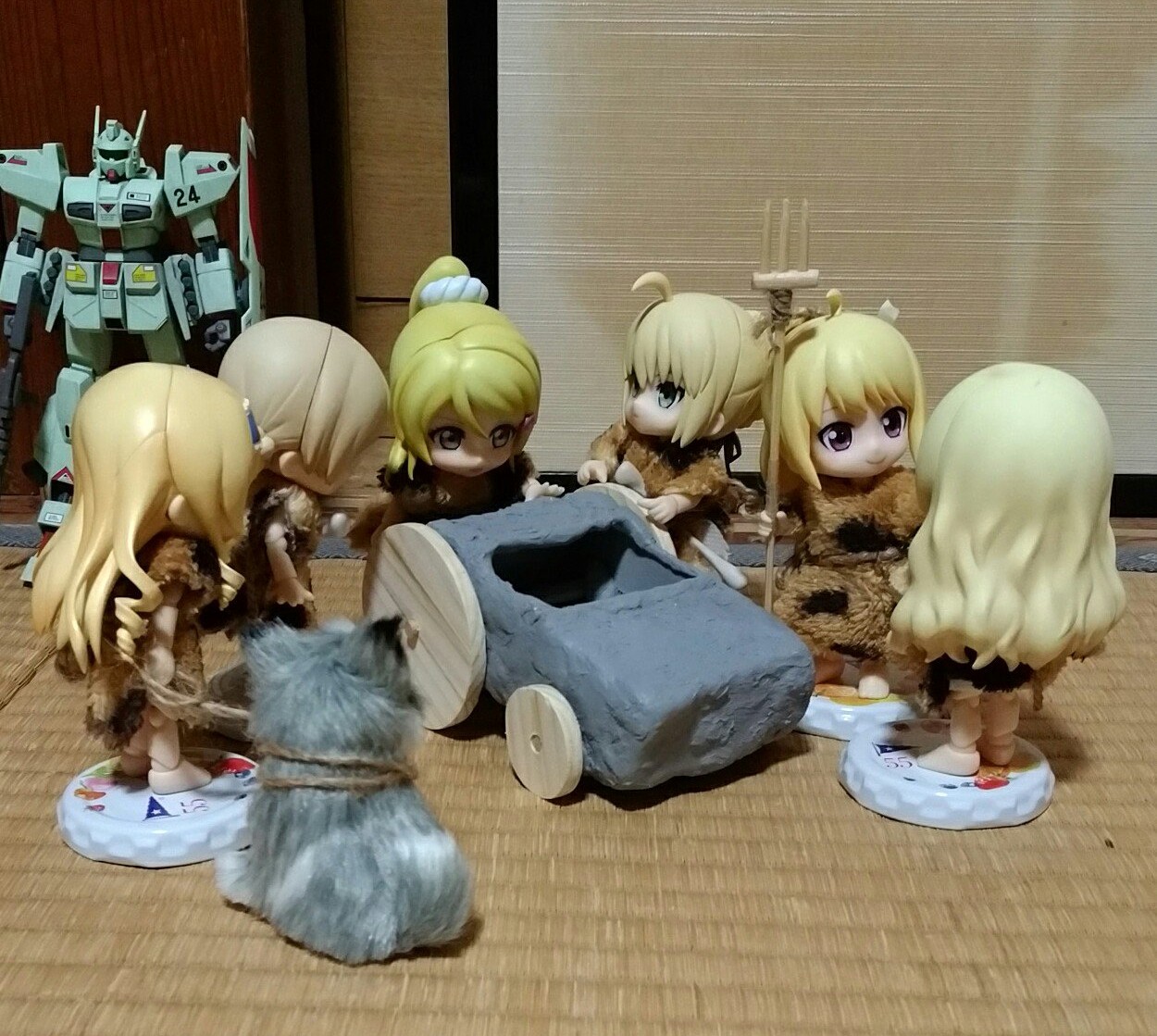 キューポッシュ,家族の愛情,可愛いたくましい原始人たち,ドール用品