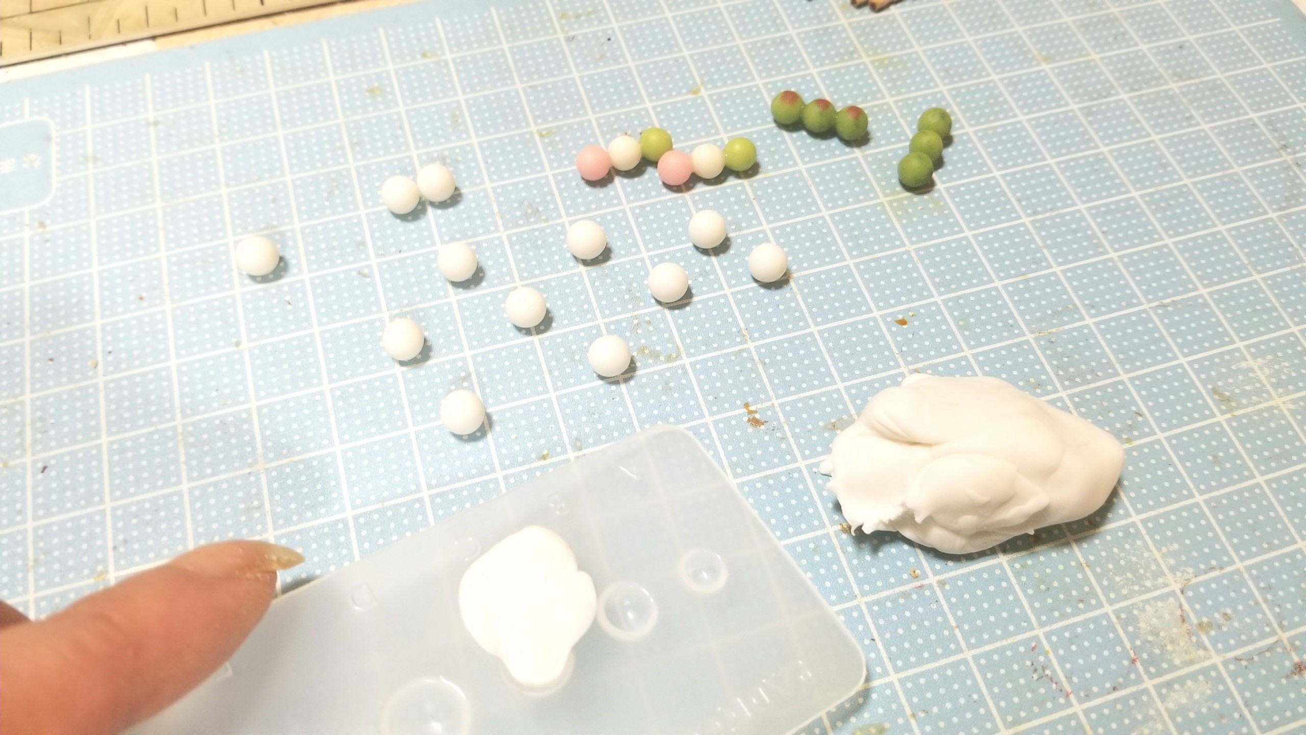 お団子の作り方 近況 よもぎのミニチュアフードブログ よもぎの幸せ ミニチュアフード作家 の日常生活