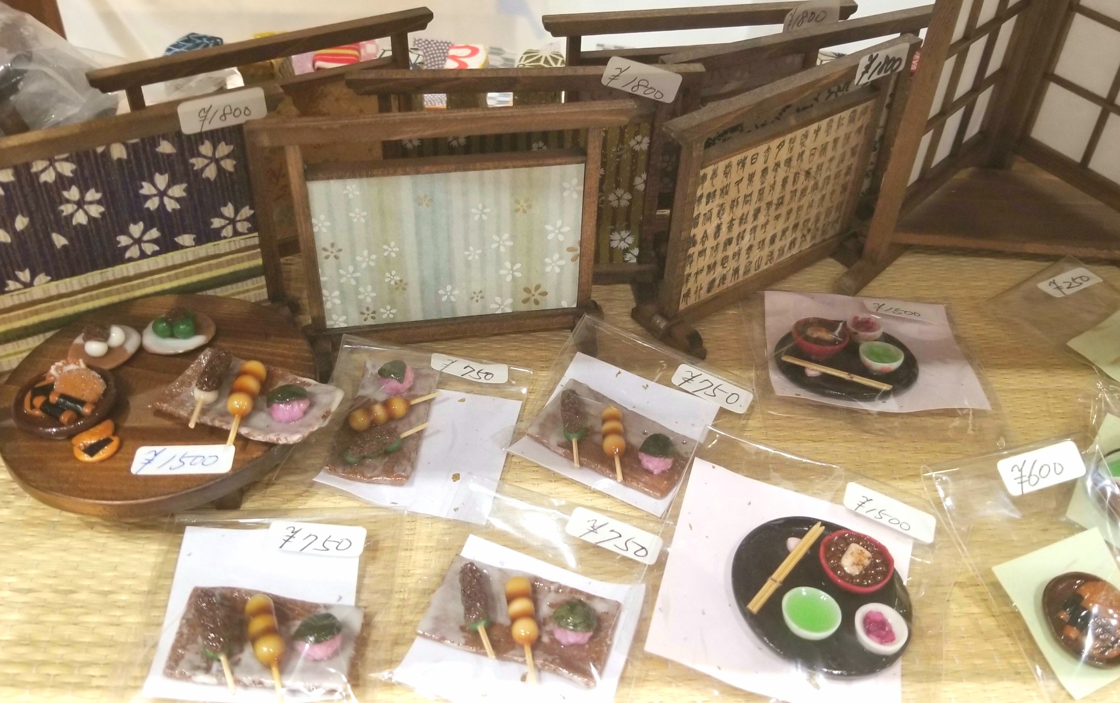 ころぼっくる,ミニチュア,樹脂粘土,ハンドメイド,和菓子
