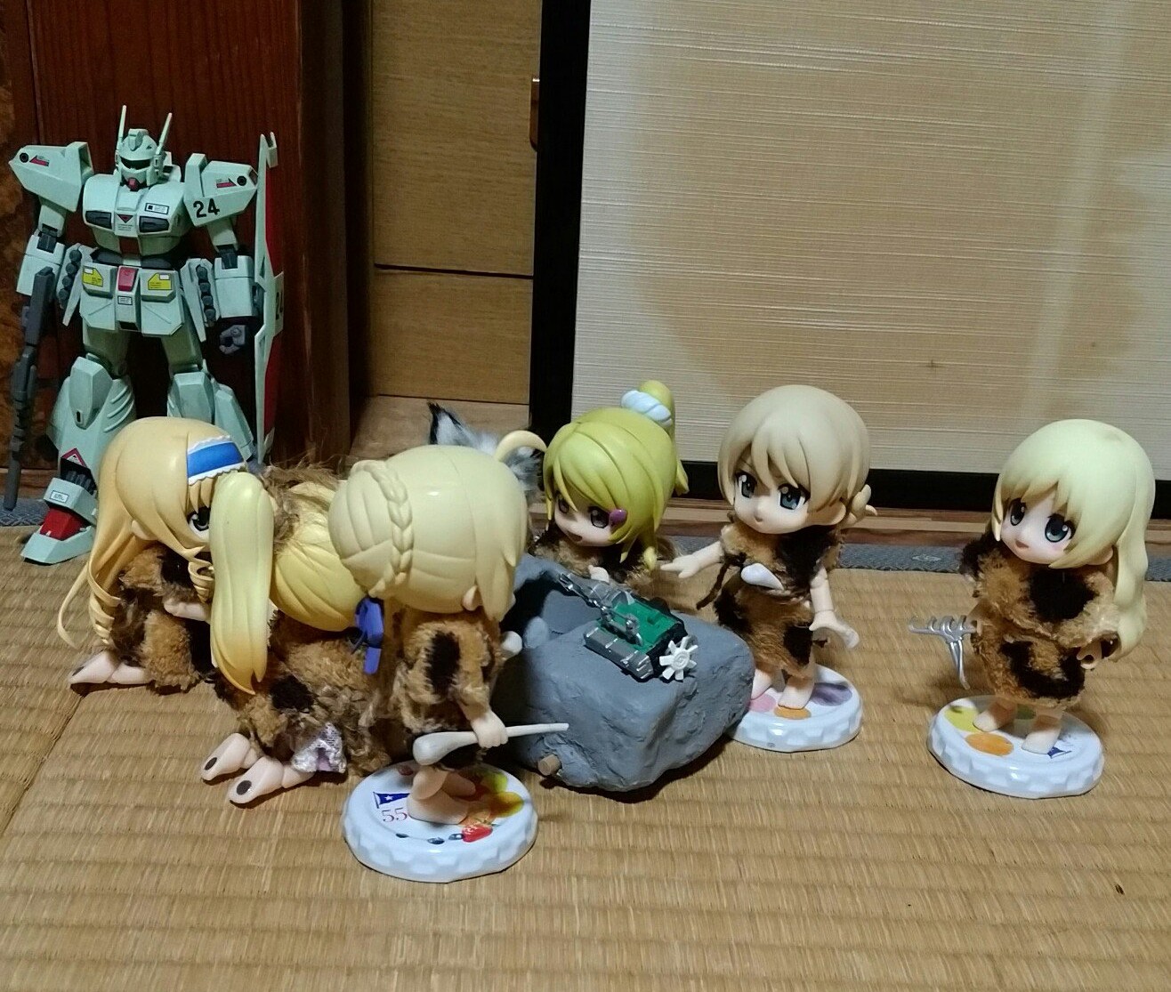 ハミソン劇場,愉快な仲間かわいい小さな原始人,ドールの遊び方ブログ