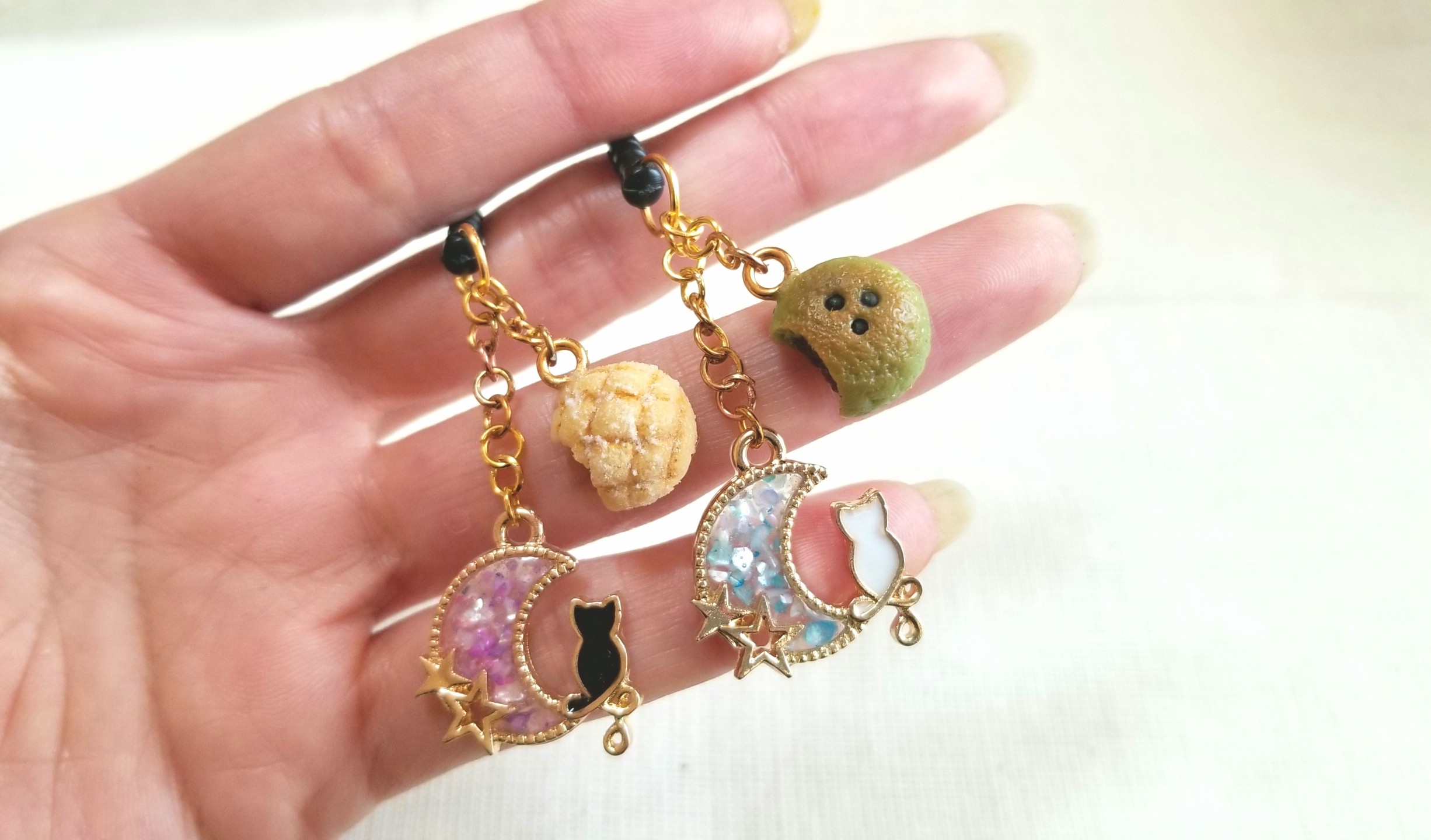 イヤホンジャック,月猫チャーム,パン,ミニチュアフード,お洒落