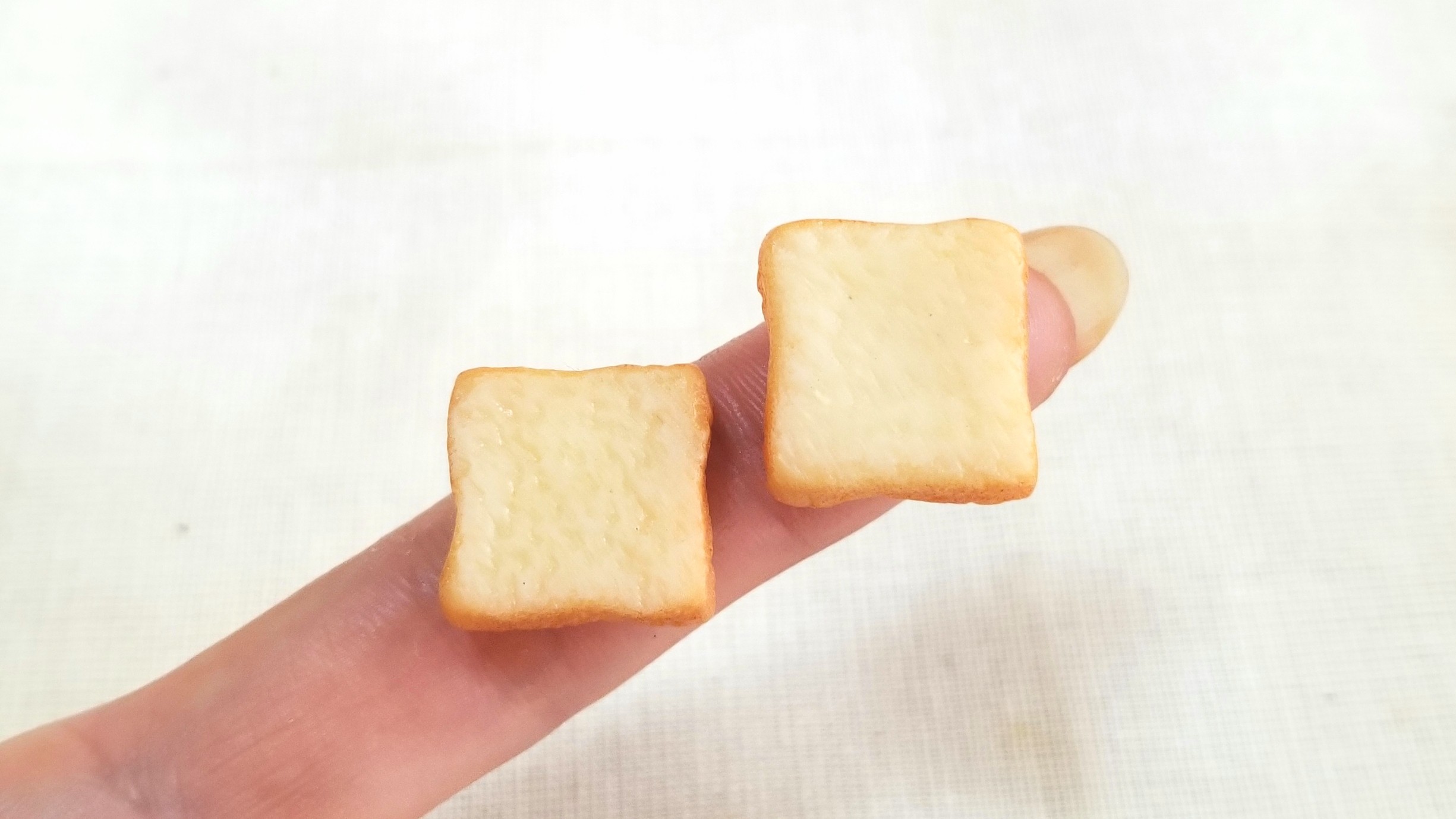 ふんわり食パン,ミニチュアフード,美味しいトースト,粘土,ドール小物