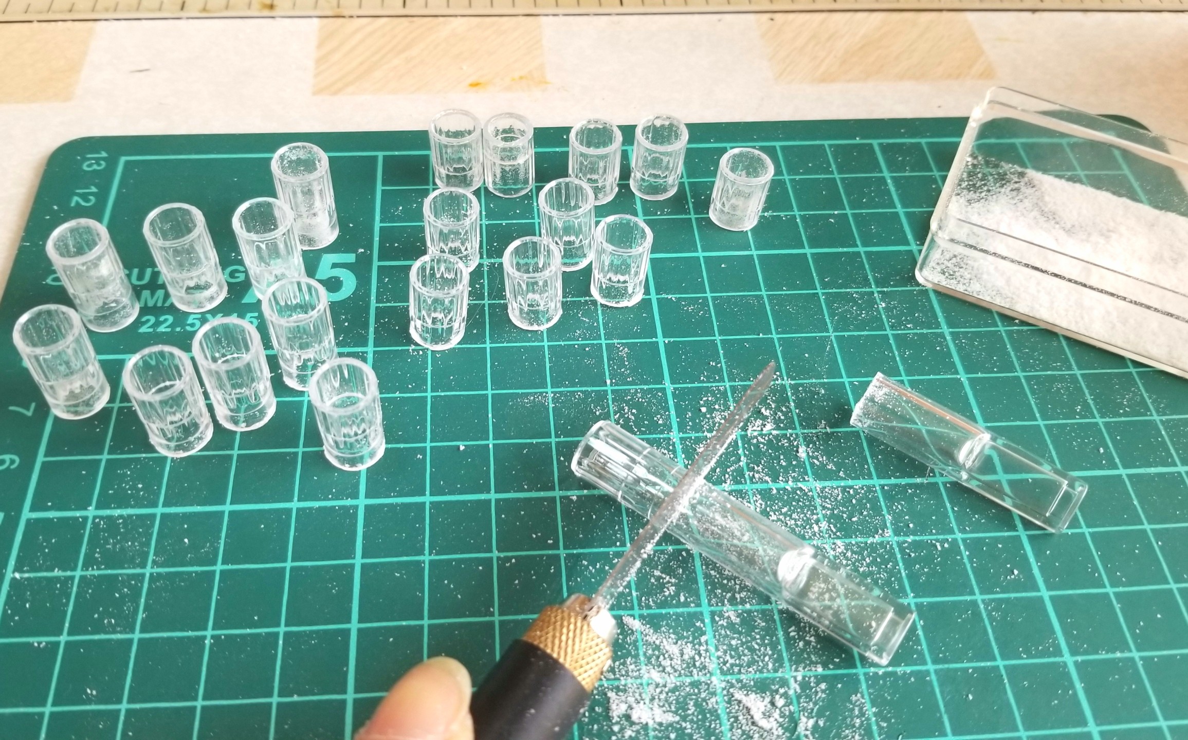 シガレットフィルターで グラス コップ の作り方 よもぎブログ よもぎの幸せ ミニチュアフード作家 の日常生活 シガレットフィルターで グラス コップ の作り方 よもぎブログ よもぎの幸せ ミニチュアフード作家 の日常生活