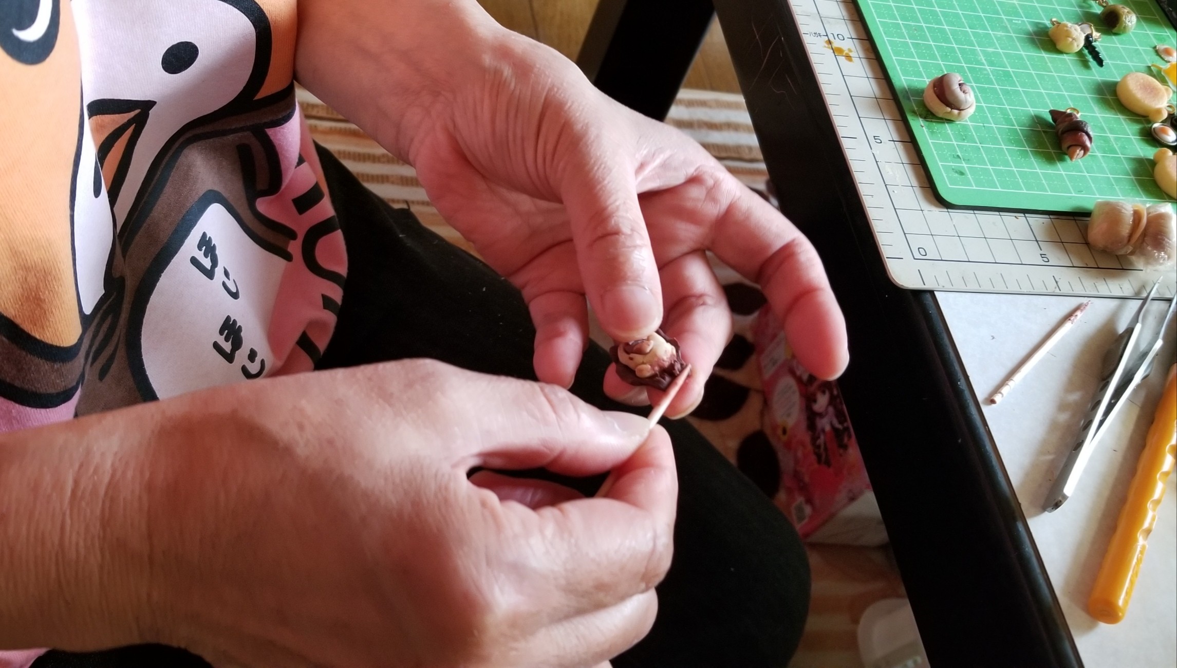 おばが初めて作るミニチュアフードハンドメイド小物アクセサリー