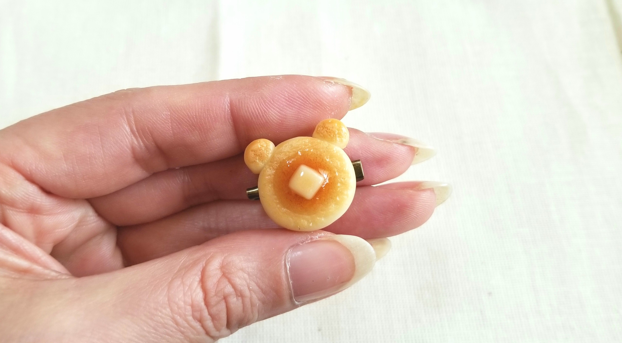 クマちゃんホットケーキ,ブローチ,バッジ,アクセサリー,お洒落