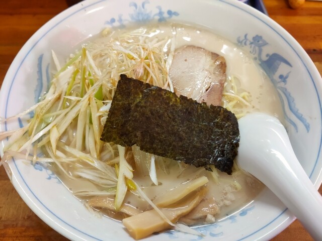 とんちゃんラーメン 鶴瀬 豚骨命の主にラーメンの話 とんちゃんラーメン 鶴瀬 豚骨命の主にラーメンの話