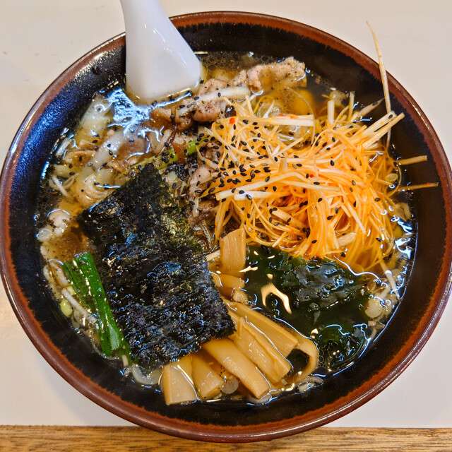 juhachiban-tokuseinegiramen