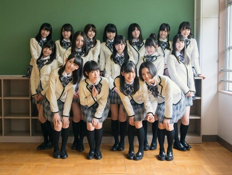 news_large_HKT48_art201308