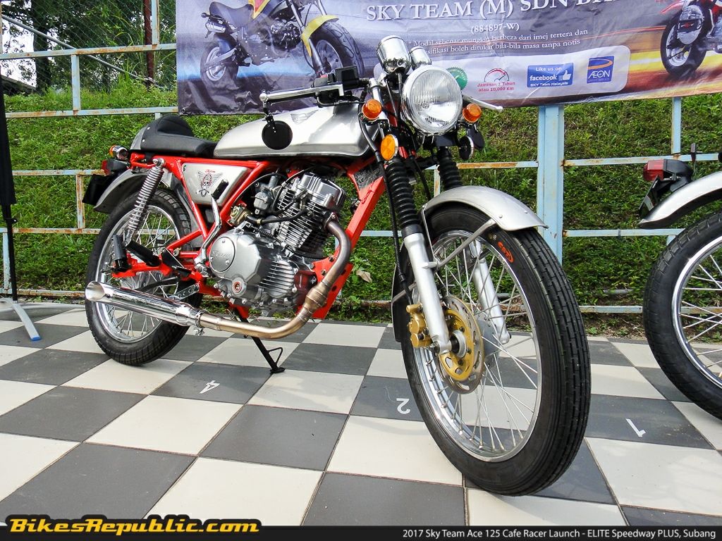 SKYTEAM ACE125巷で話題のカフェレーサー : 誰得バイクまとめ