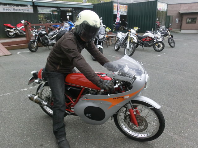 カスタムいろいろ ホンダドリーム北九州 気まぐれ日記