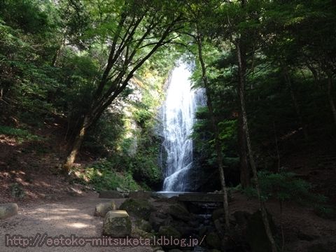 静かな水辺！琴滝公園みぃつけた！ ～琴滝 編～　（1/2話）