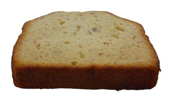 FRESHNESSパン工房のバナナケーキを横から見た写真