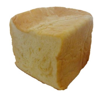 R Bakerの朝から幸せな気分になれる黄色いたまご食パン(ざらめ)を袋から出した写真