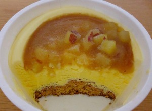 井村屋のスイートポテトアイスの断面写真