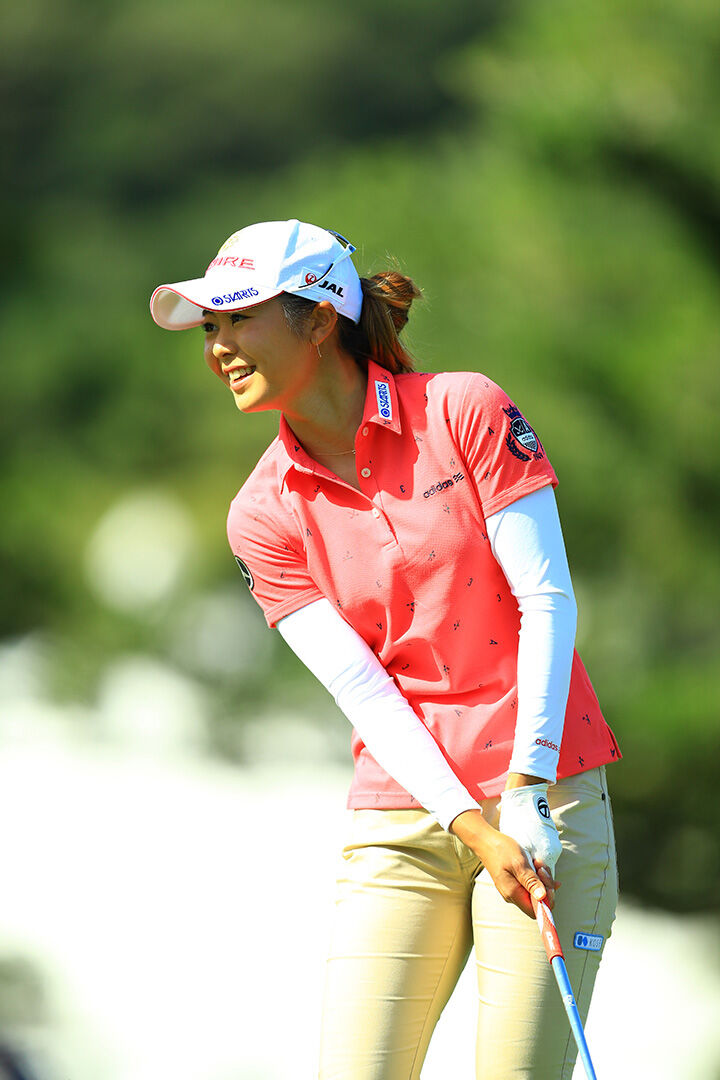 女子ゴルフ モデル系美人プロ 松森彩夏 虎 Lucky