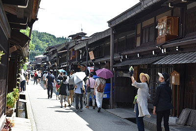 高山市三町2019 重要伝統的建造物群保存地区 岐阜県高山市上三之町界隈 コスモのフォトアルバム 高山市三町2019 重要伝統的建造物群保存地区 岐阜県高山市上三之町界隈 コスモのフォトアルバム
