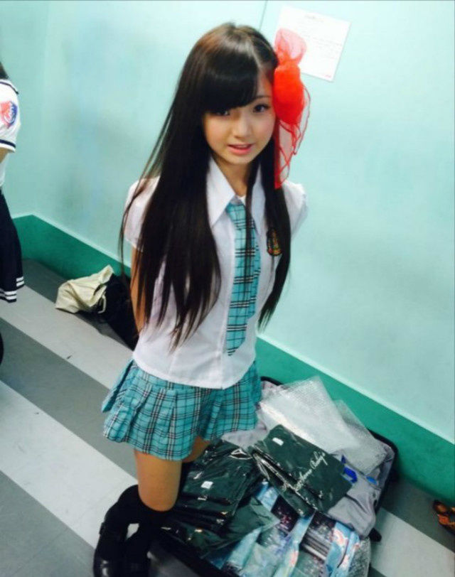 美しい自然 と 日本の小学生アイドルグループ 大人っぽい色気で人気 じいじ美女大好き 美しい自然 と 日本の小学生アイドルグループ 大人っぽい色気で人気 じいじ美女大好き