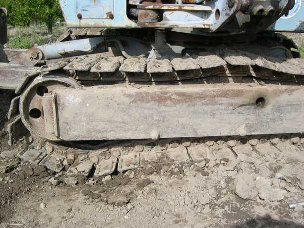 ユンボのキャタピラが外れた : 大地の民の日記