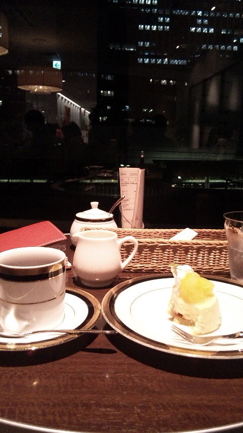 marunouchi cafe