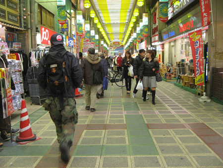5034_lunch_street.jpg