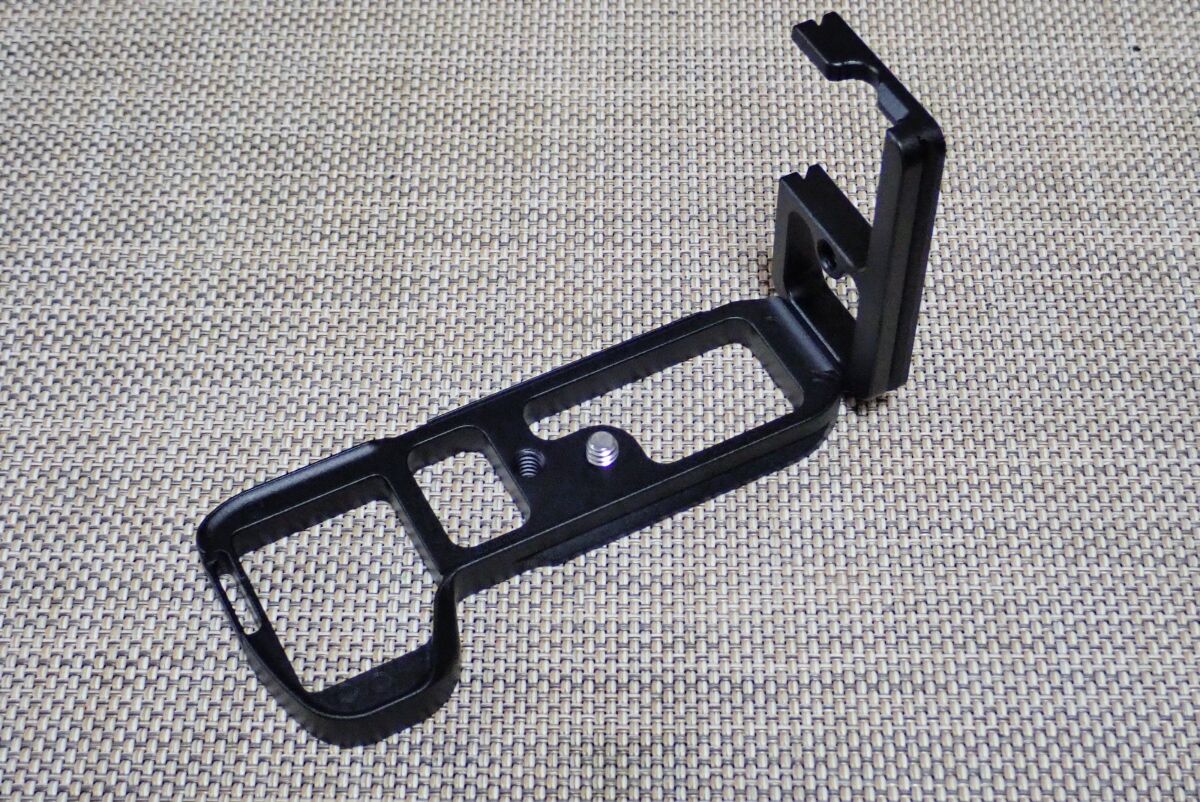 ii用に シグマの45mmf2 8とブラケットを購入しました Small Life Watcher 街角の生き物カメラマン ii用に シグマの45mmf2 8とブラケットを購入しました Small Life Watcher 街角の生き物カメラマン