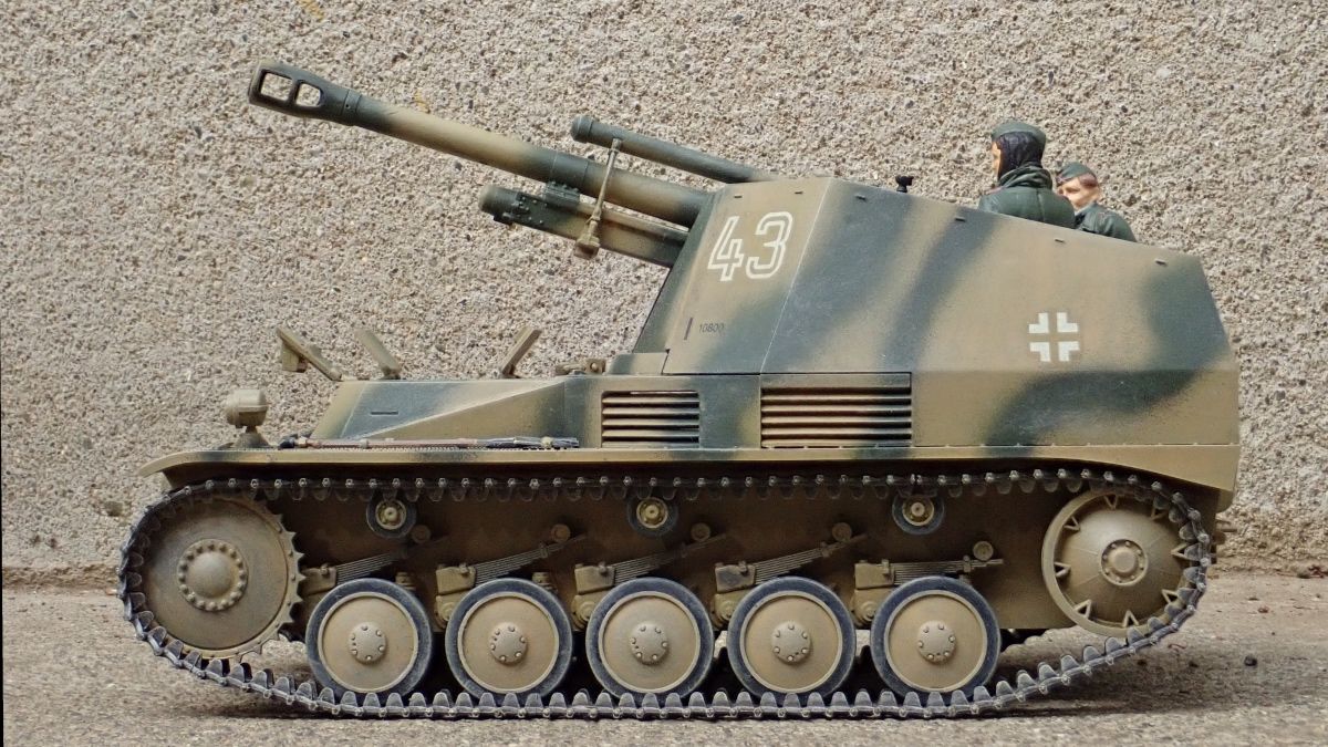 ◉ヴェスペ 105mm自走榴弾砲（TAMIYA 1/35 MM200）1996年完成