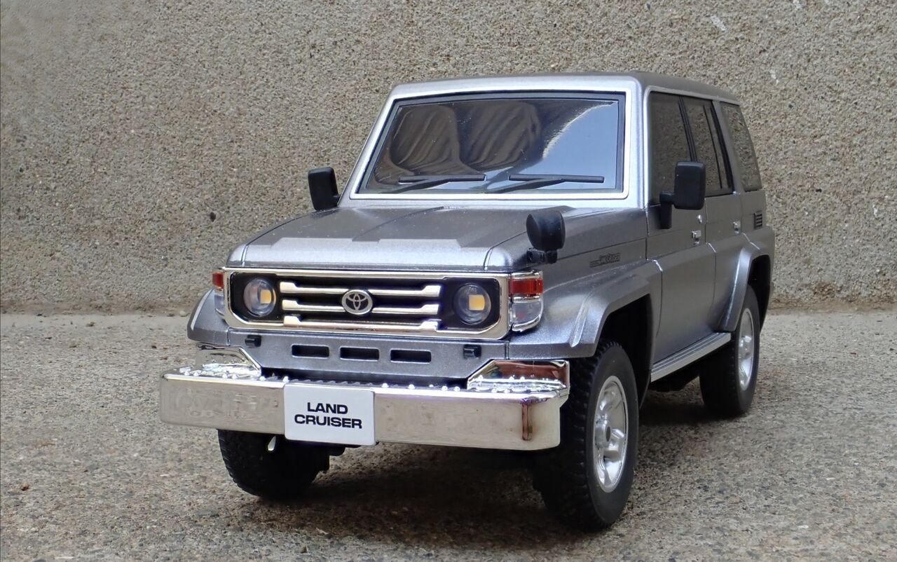 ◯ランドクルーザー 70系 HZJ76K （JOZEN 1/24）ラジコン完成品
