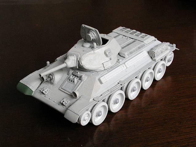 レア タンクデサント タミヤ 1/35 T34/85 完成品 人形６体付き レア タンクデサント タミヤ 1/35 T34/85 完成品 人形6体付き