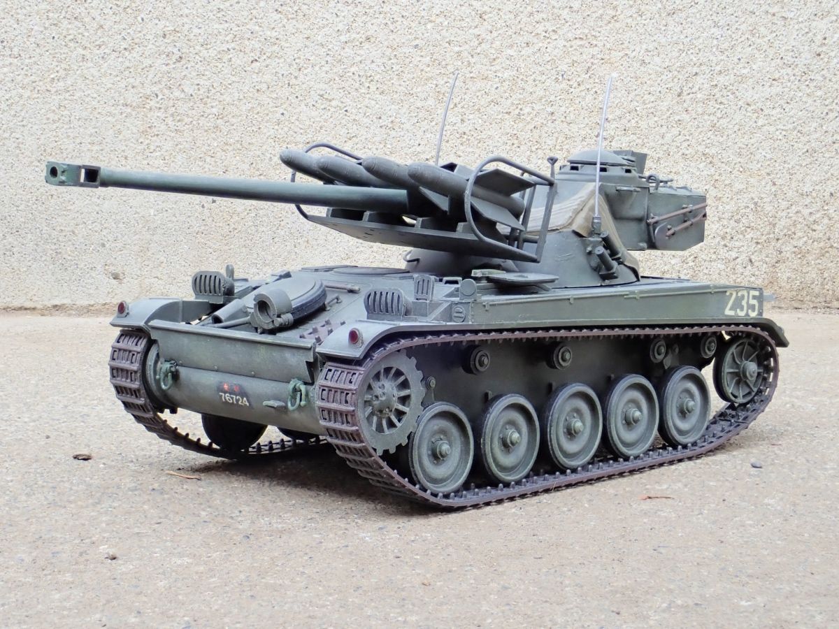 ◉AMX13 75 ロケットランチャー（GUNZE/HELLER 1/35）1980年代に