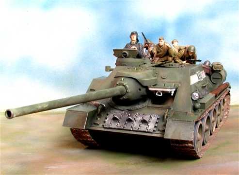 ZVEZDA 1/35 SU-100 ソビエト駆逐戦車 プラモデル ◉SU-100（ZVEZDA 1/35）2001年12月完成 : T.M.のプラモMUSEUM