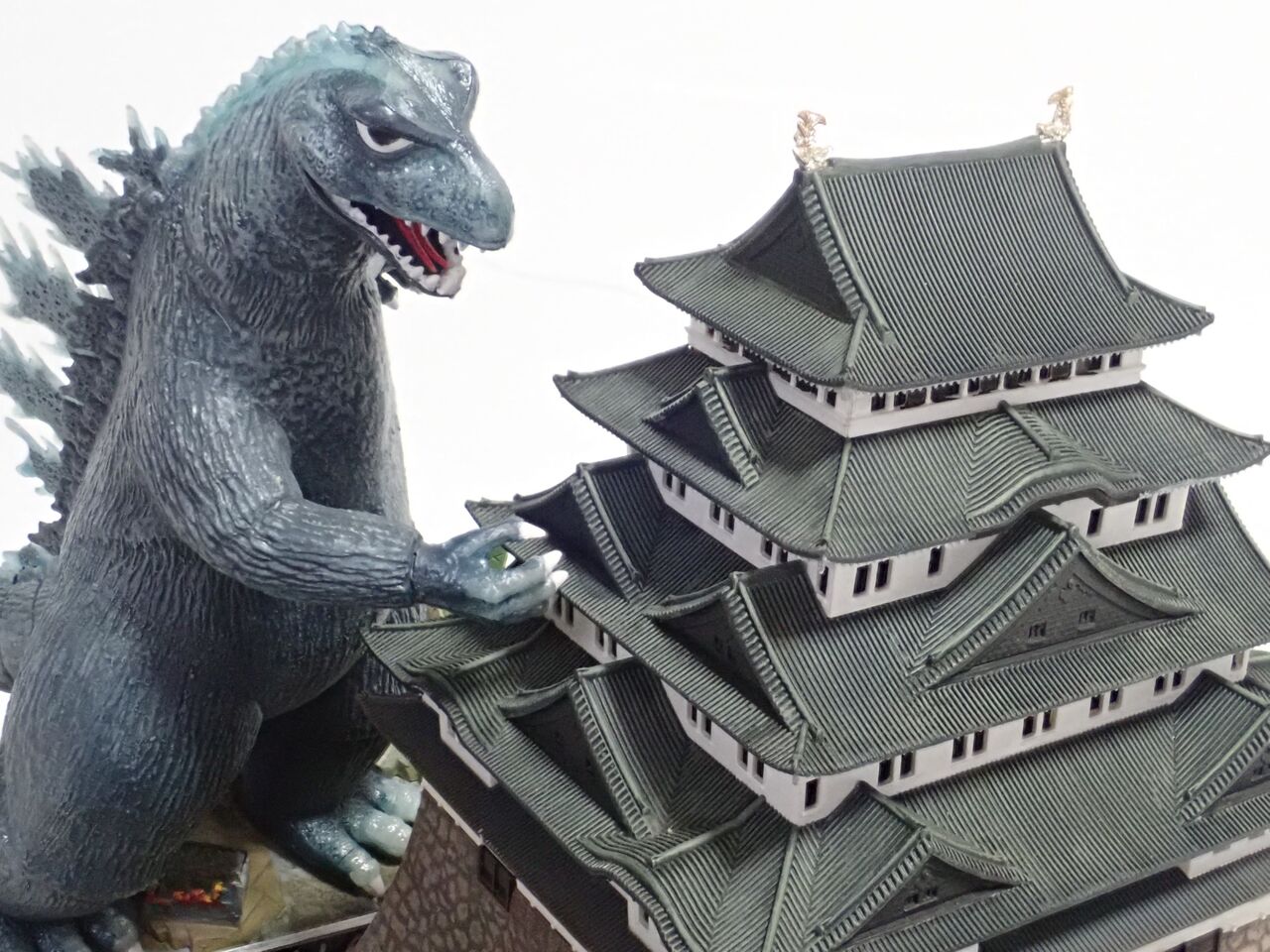 ◉GODZILLA ( MONOGRAM/AURORA 1/約230)お城や震電と ◉GODZILLA ( MONOGRAM/AURORA 1/約230)お城や震電と
