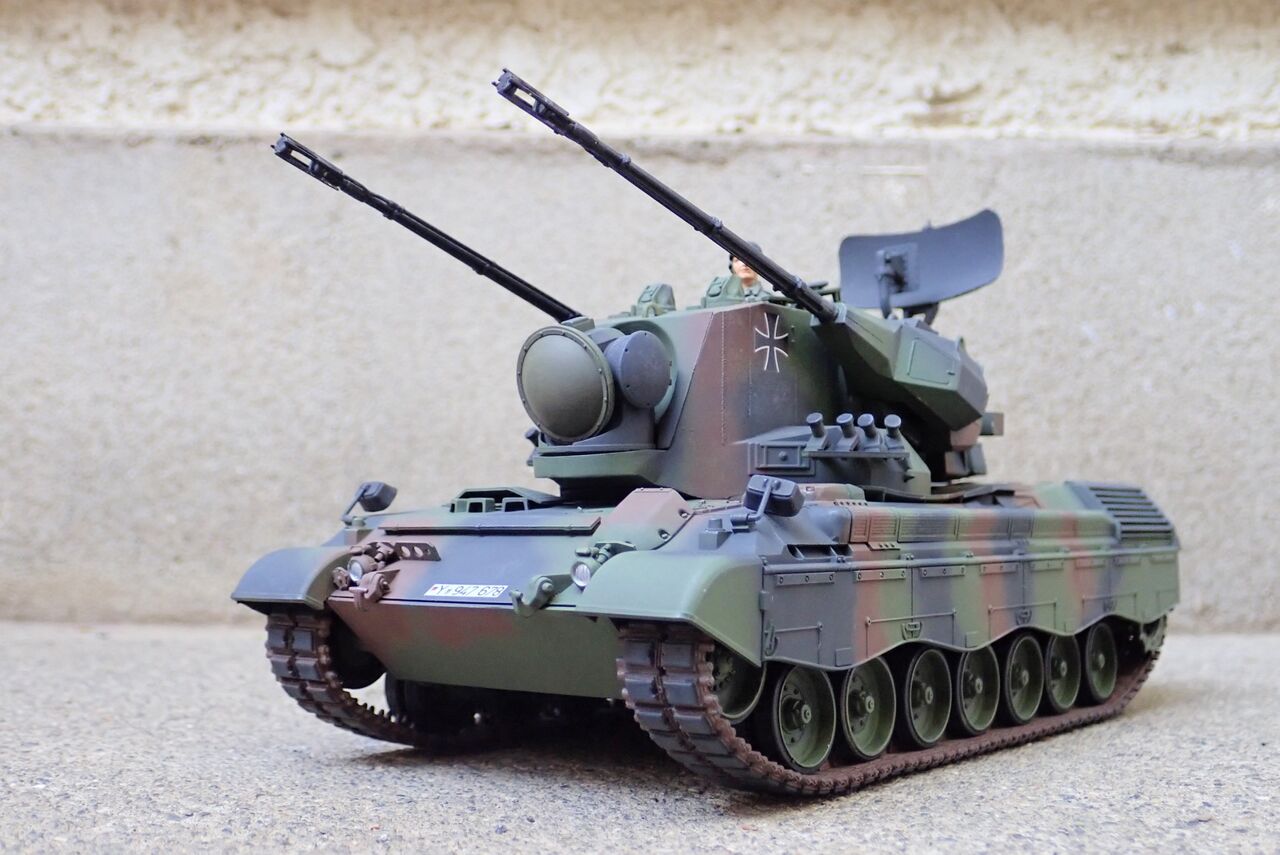 ◉対空戦車ゲパルト(TAMIYA 1/35 MT51)1980年代に製作し2023年 ◉対空戦車ゲパルト(TAMIYA 1/35 MT51)1980年代に製作し2023年