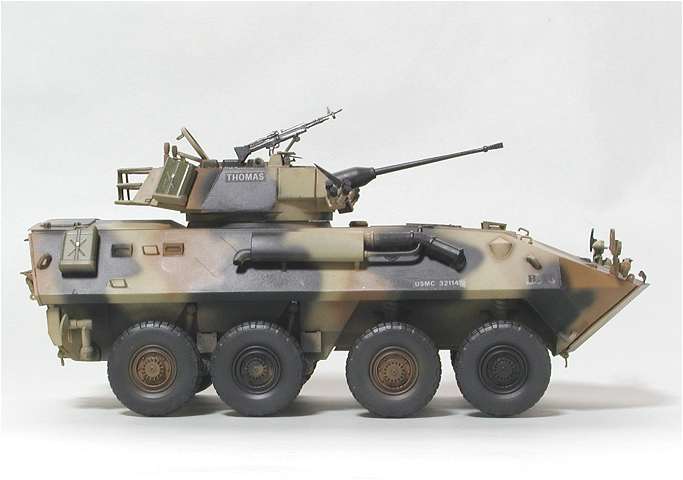 ◉LAV-25ピラニヤ歩兵戦闘車（ITALERI 1/35）2007年5月完成