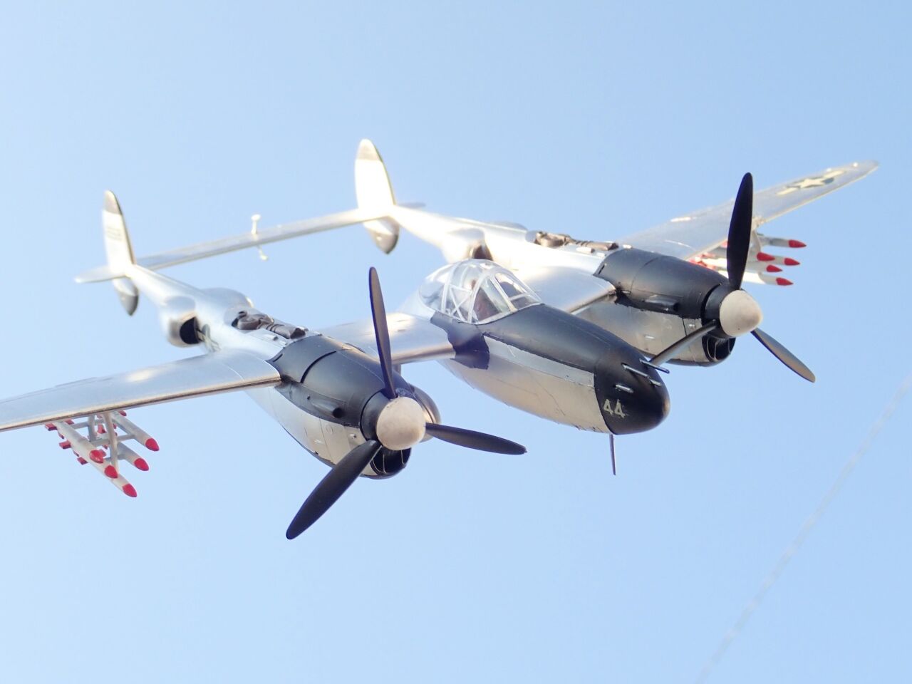 ①レベル/グンゼ　1/32 P-38 ライトニング　戦闘機　プラモデル ①レベル/グンゼ 1/32 P-38 ライトニング 戦闘機 プラモデル