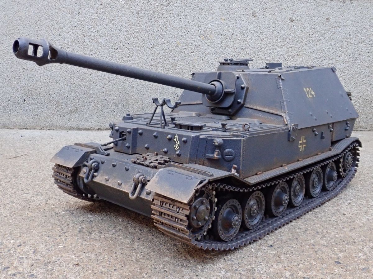 ◉エレファント駆逐戦車(NICHIMO 1/35)1976年ごろ完成 : T.M. ◉エレファント駆逐戦車(NICHIMO 1/35)1976年ごろ完成 : T.M.