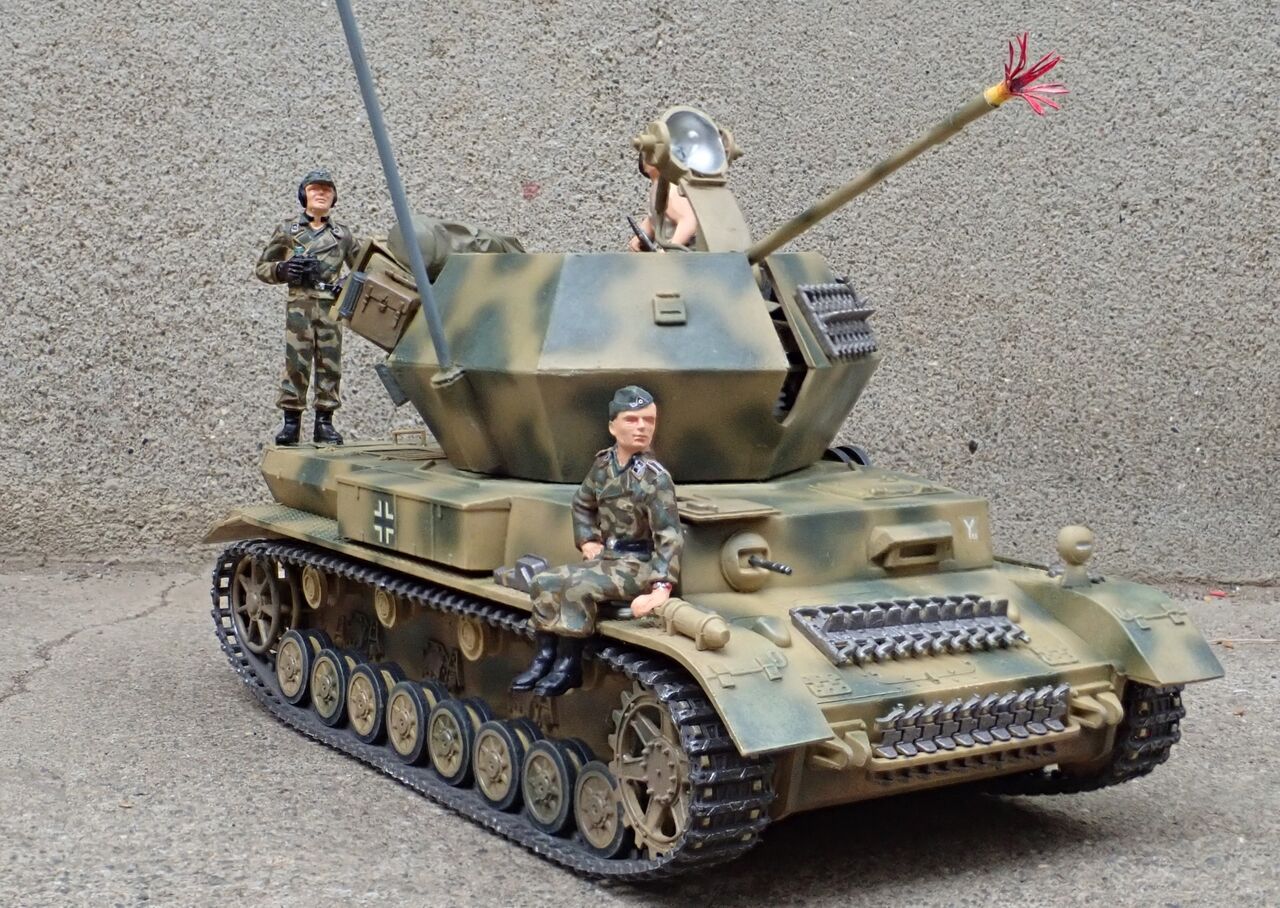◉対空戦車オストヴィント（MONOGRAM 1/32） モーターライズ