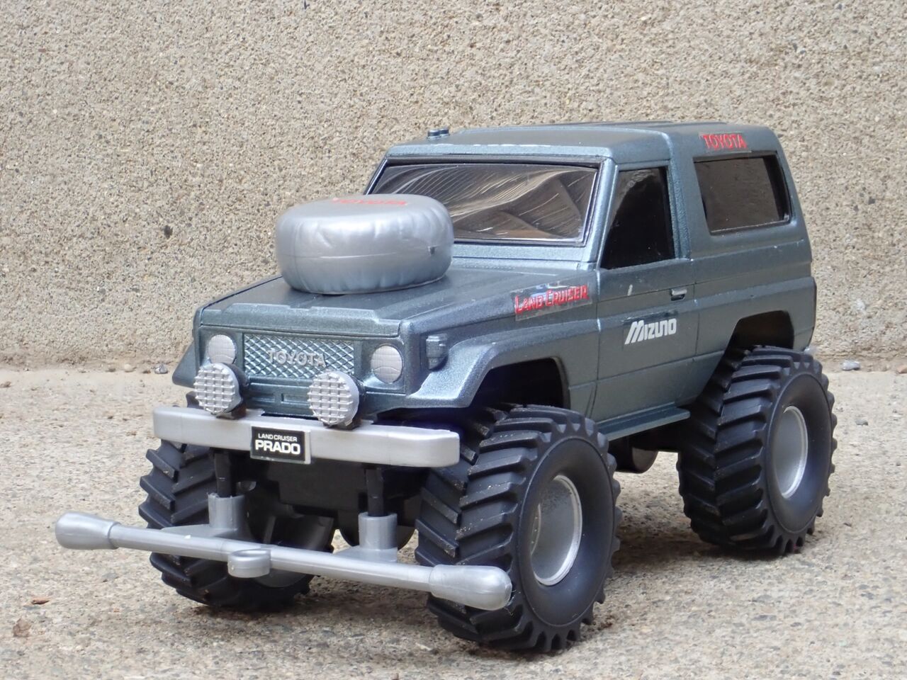 ◉ランドクルーザー 70系 パリダカ（TAMIYA ミニ四駆 1/32） 1990年代