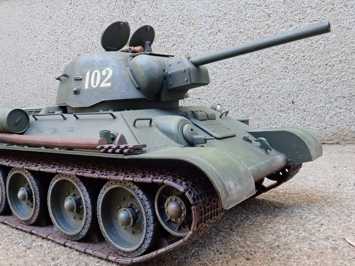 ◉T34/76チェリヤビンスク工場生産型（TAMIYA MM149）1990年完成