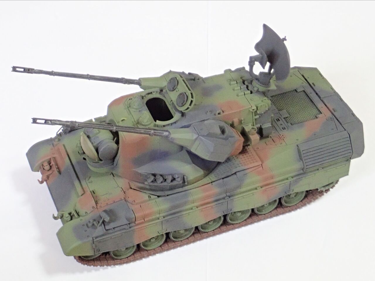 ▶︎対空戦車ゲパルト（TAMIYA 1/35 MT51）のレストアその2 レオパルト
