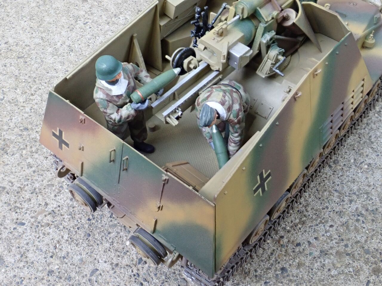 ◉フンメル自走砲（DRAGON 1/35）1990年代後半に完成。2026年5月に