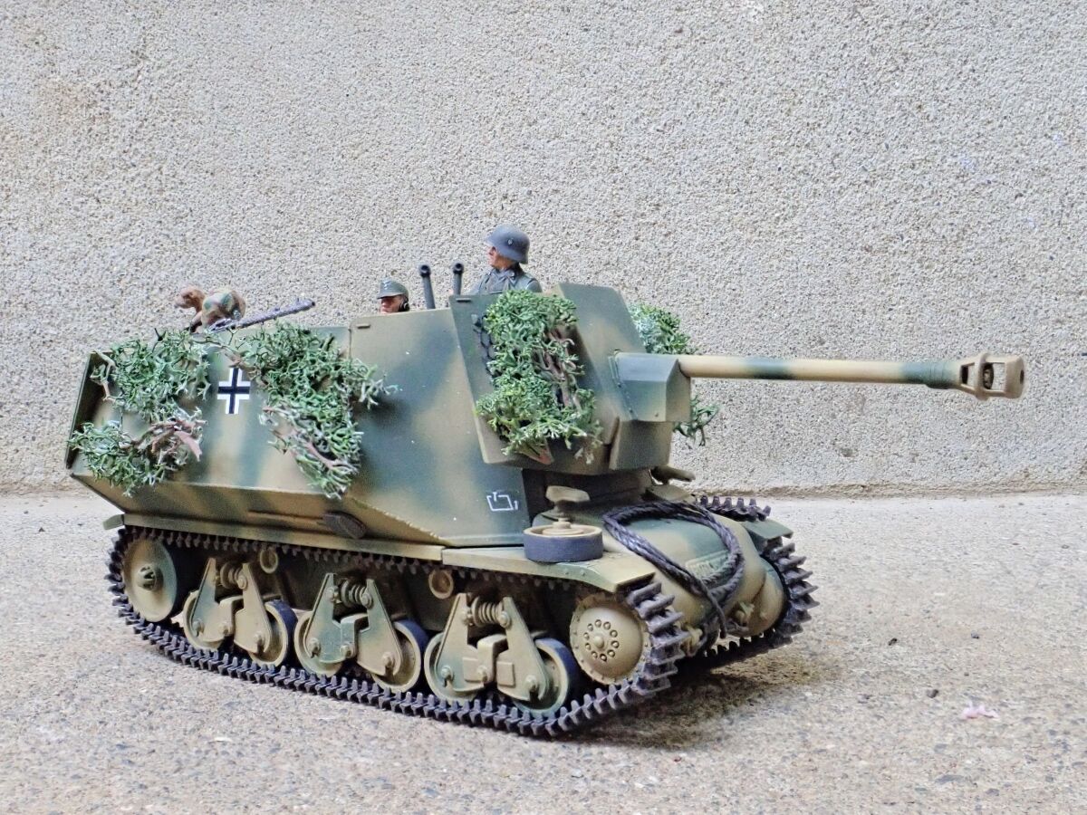 Amazon.co.jp: ww2 1/35 ドイツ軍 オチキス自走砲 : おもちゃ