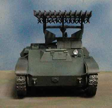 PLAST Aero BM-8-24ロケットキャリア 海外プラモデル PLAST Aero BM-8-24ロケットキャリア 海外プラモデル