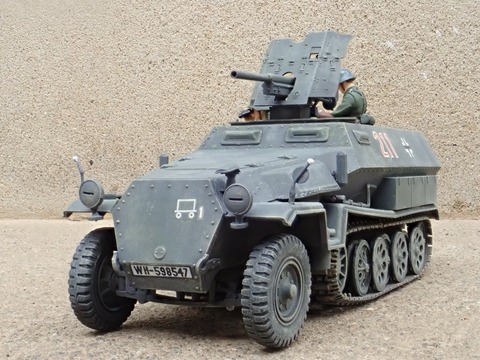 ◉ハノマーク兵員輸送車Sdkfz.251/10（TAMIYA 1/35 MM20）1973年に製作