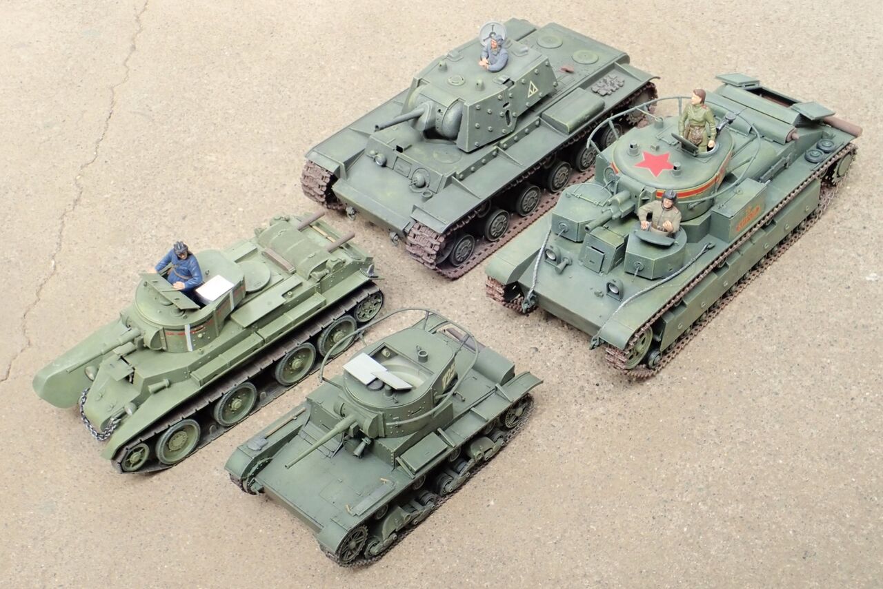 ◉T-28（ICM 1/35）1990年代に製作し、2020年代に微調整、マーキング