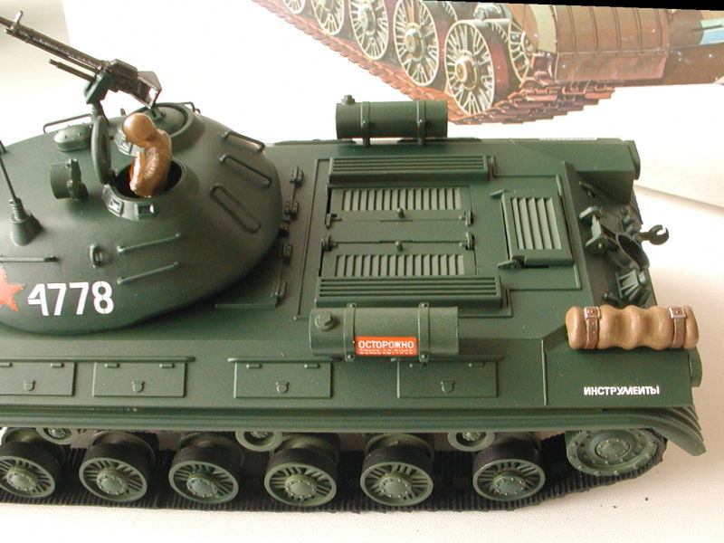 ソビエト陸軍スターリン重戦車 T-10（タミヤ 1/35)＞ 特集