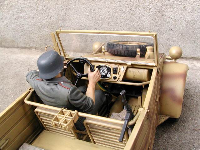 ◉キューベルワーゲン82型 RC（TAMIYA 1/16）2005年1月完成 : T.M.の