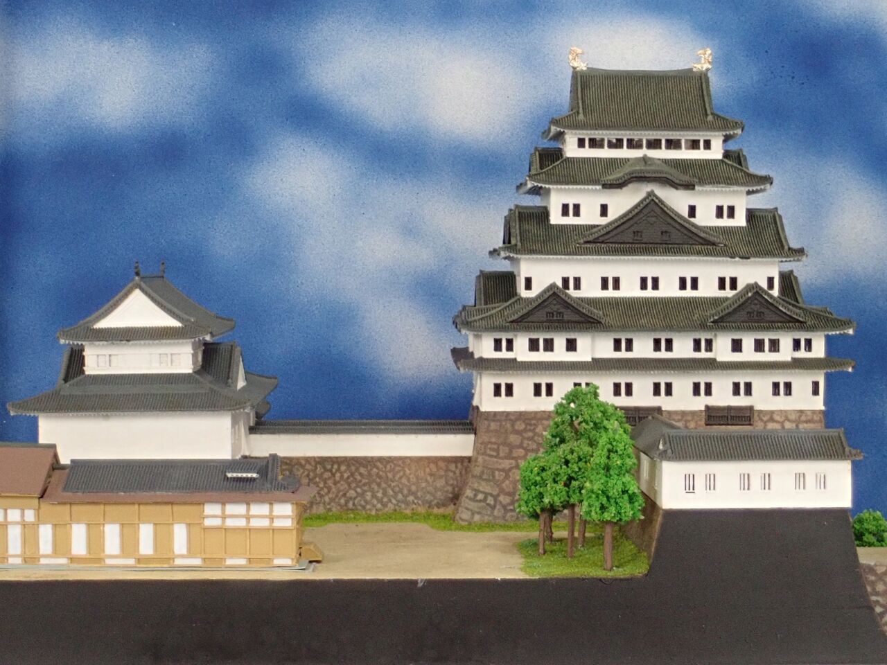 ◉大名古屋城(FUJIMI 1/300) 1980年製作・2024年2月上台所を ◉大名古屋城(FUJIMI 1/300) 1980年製作・2024年2月上台所を